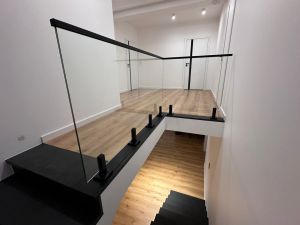 Jak dobrać balustradę do stylu wnętrza? Praktyczny przewodnik