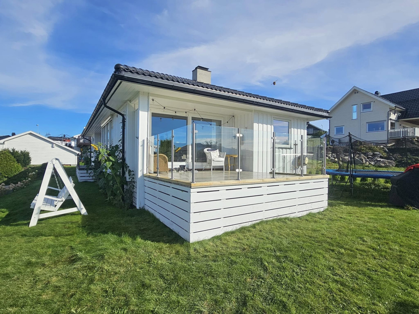 balustrada szklana balkonowa na słupkach