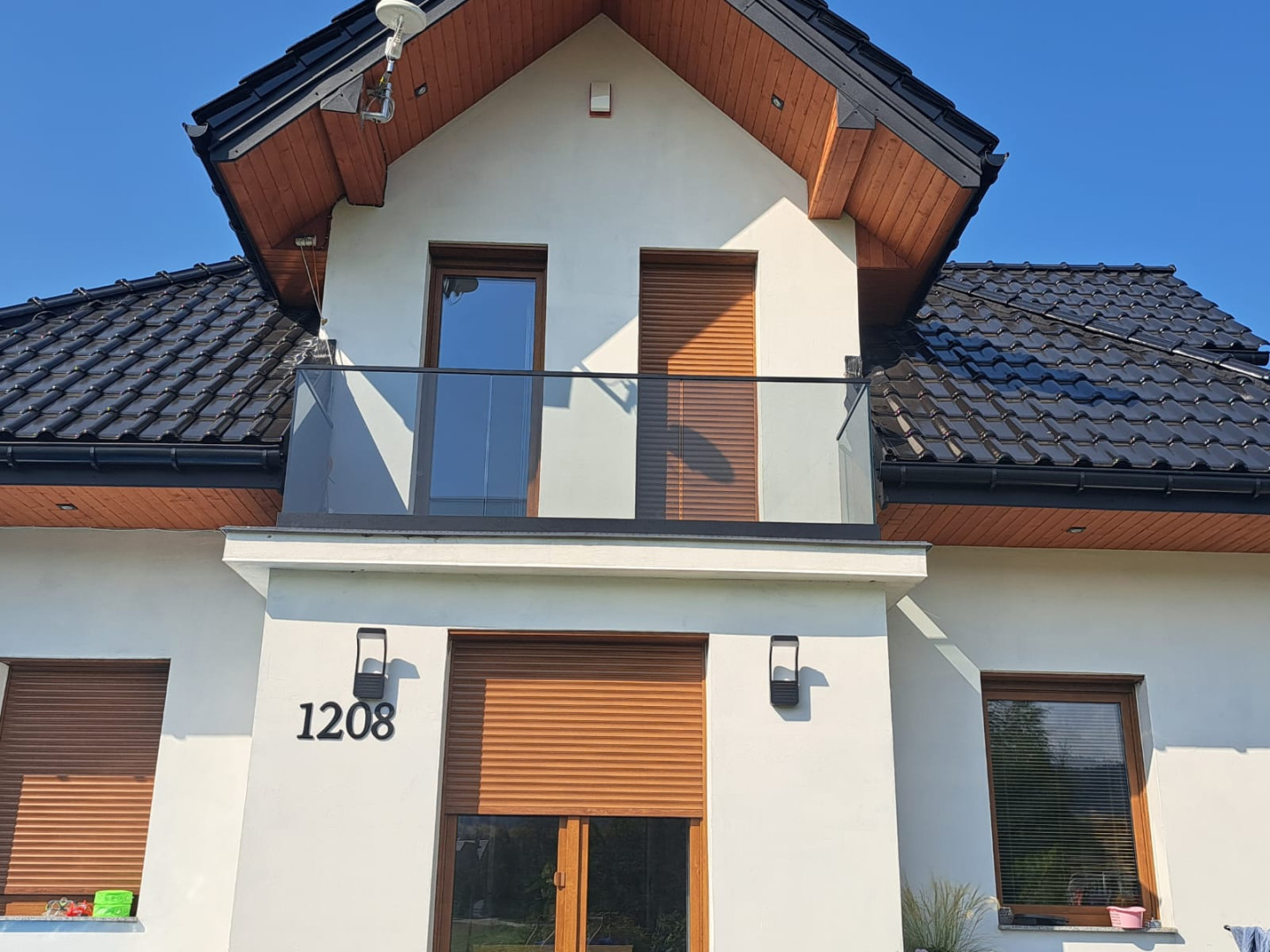 balustrada szklana na listwie aluminiowej czarna balustrada szklana na listwie aluminiowej czarna