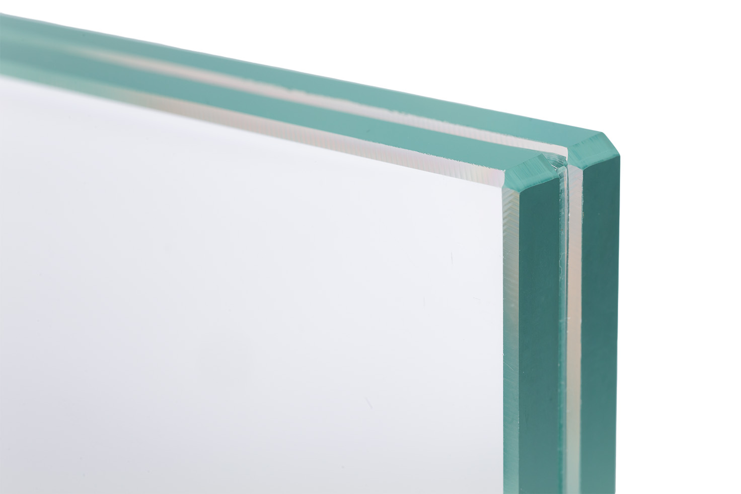 szkło bezpieczne w balustradzie szklanej - porównanie szkła hartowanego i laminowanego