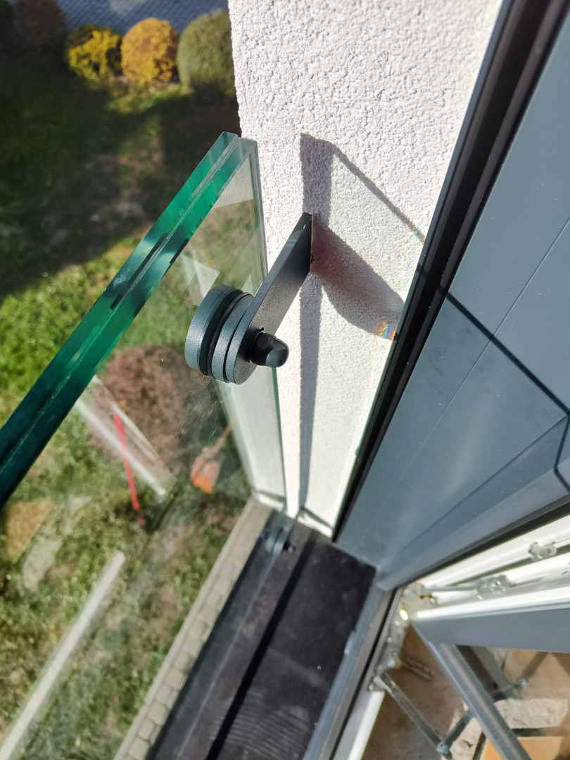 balkon francuski szklany podtynkowy typu Z w stylu LOFT antracyt ral 7016 balkon francuski szklany podtynkowy typu Z w stylu LOFT antracyt ral 7016